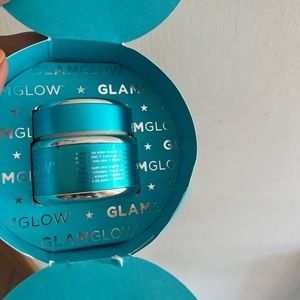 Glamglow thirsty mud mask treatment